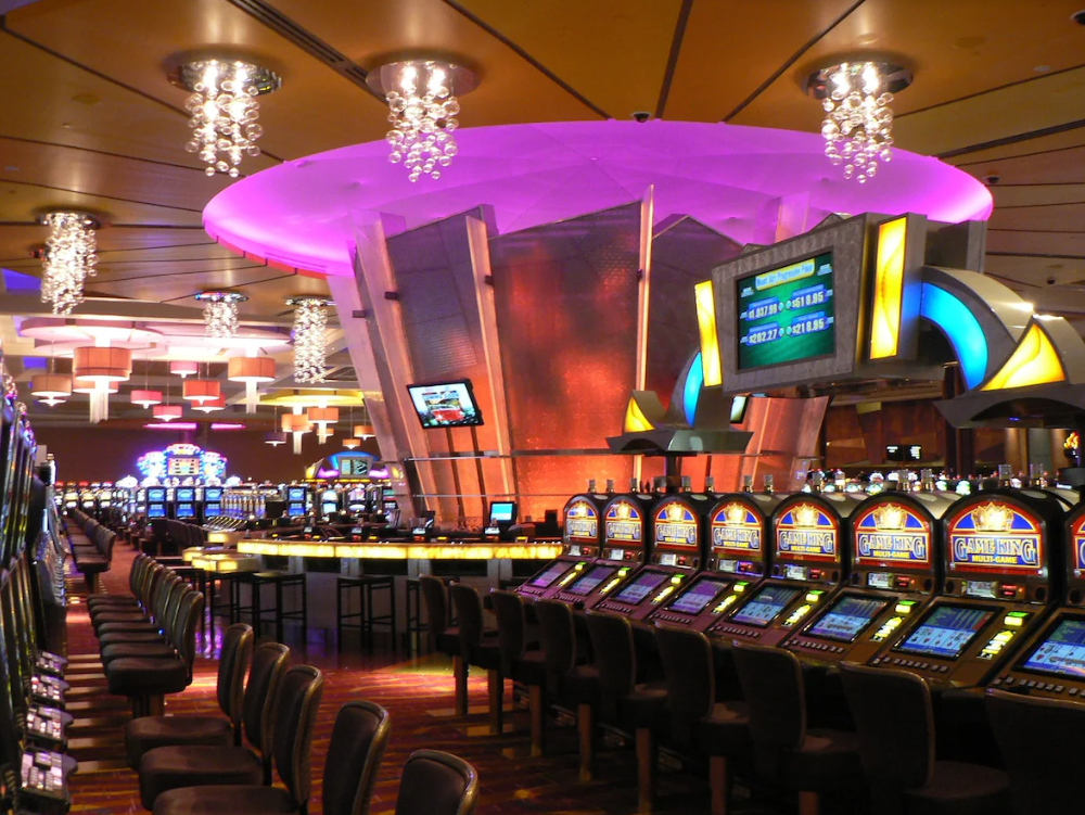 Mount Airy Casino Resort - Adults Only 21+